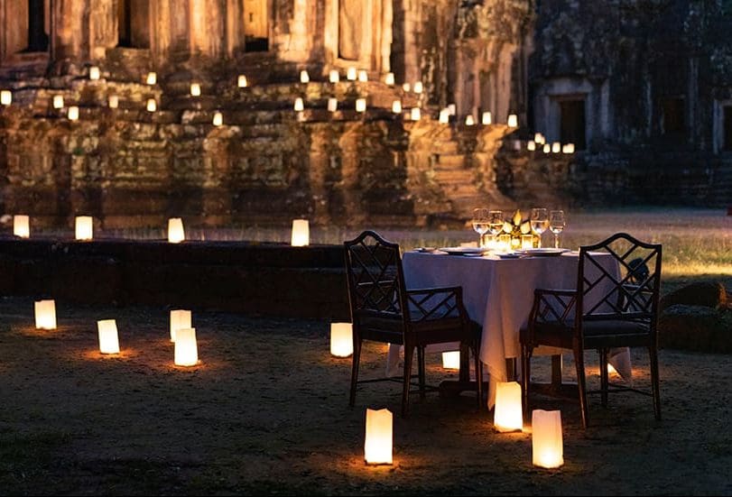 Raffles Angkor Camboya Cena templo velas