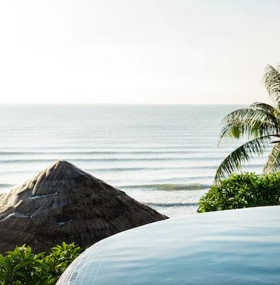 Desayuno flotante en Maldivas