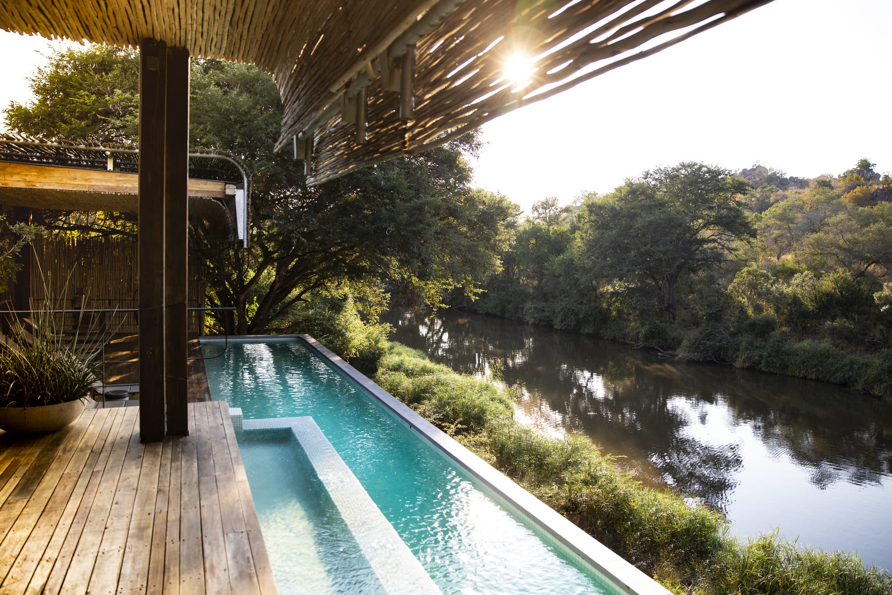 Piscina en Singita Sweni Lodge, Sudáfrica