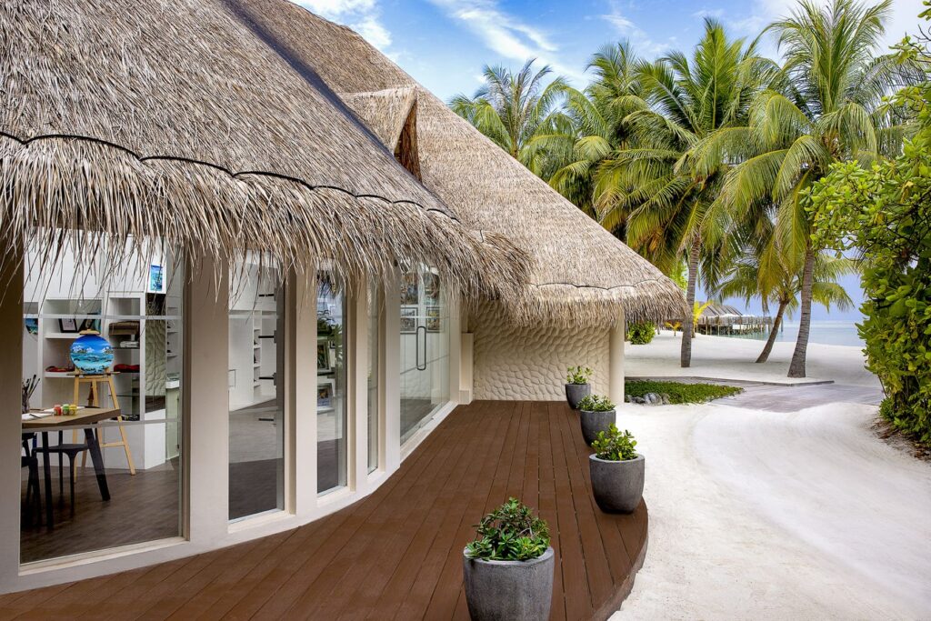 Kula Fenda Art Studio Conrad Maldives