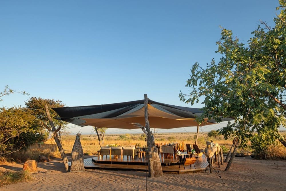 Exterior Usangu Expedition Camp