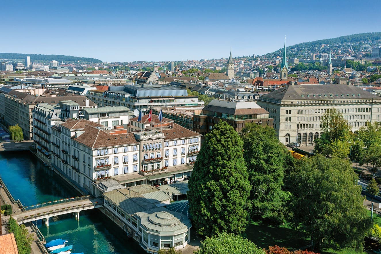 Vista aérea hotel Baur au Lac